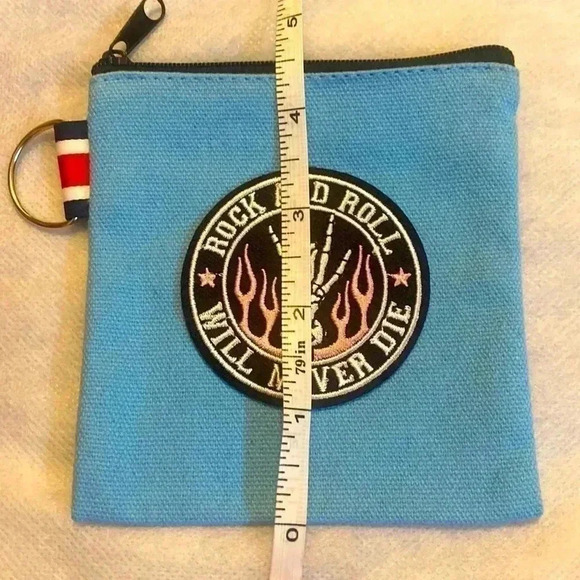 ROCK AND ROLL 🎸 WILL NEVER DIE patchwork  logo coin purse(neck purse) - Picture 3 of 6